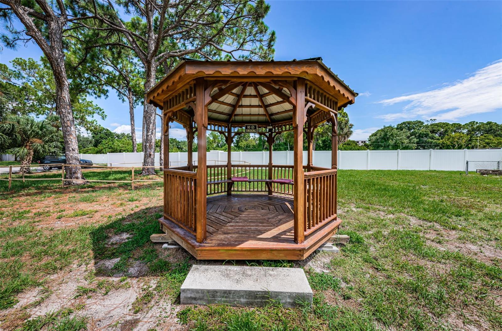 Gazebo to relax in the shade