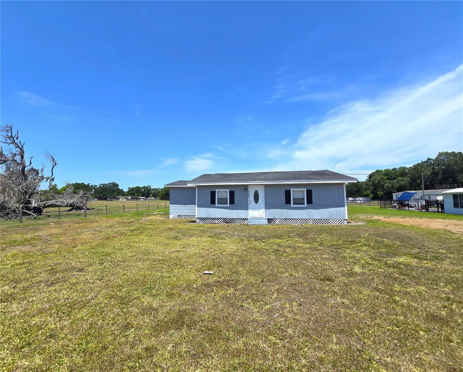 4608 W SR60 House