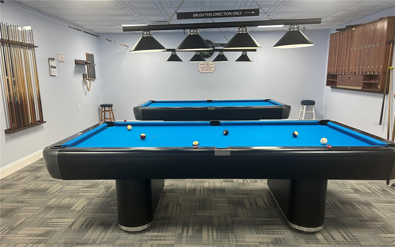 POOL ROOM