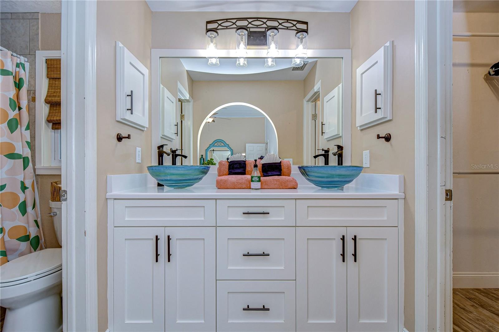 His and her's sink areas