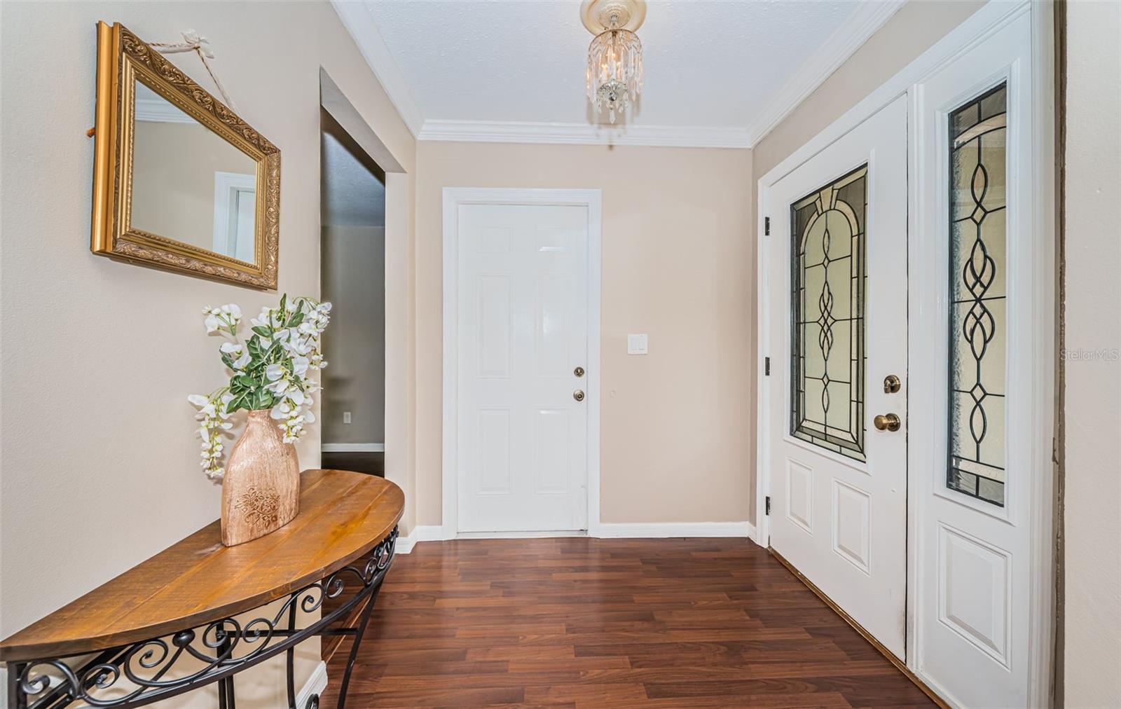 Wood Cabinets, Granite Counters, under cabinet lighting