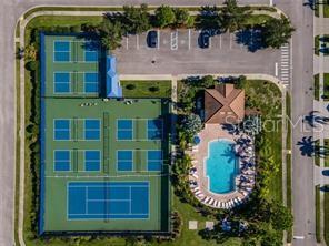 Aerial view of Eagle Nest pool and pickle ball/tennis curts