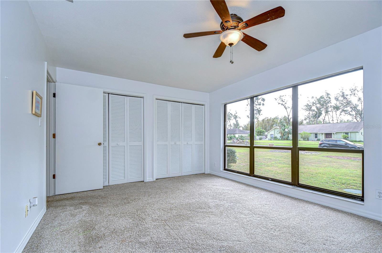 Spacious closet and large windows!