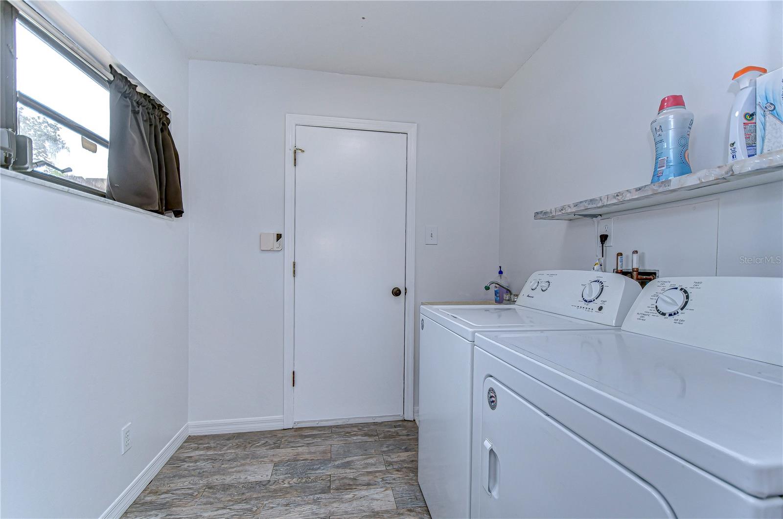 Laundry room!