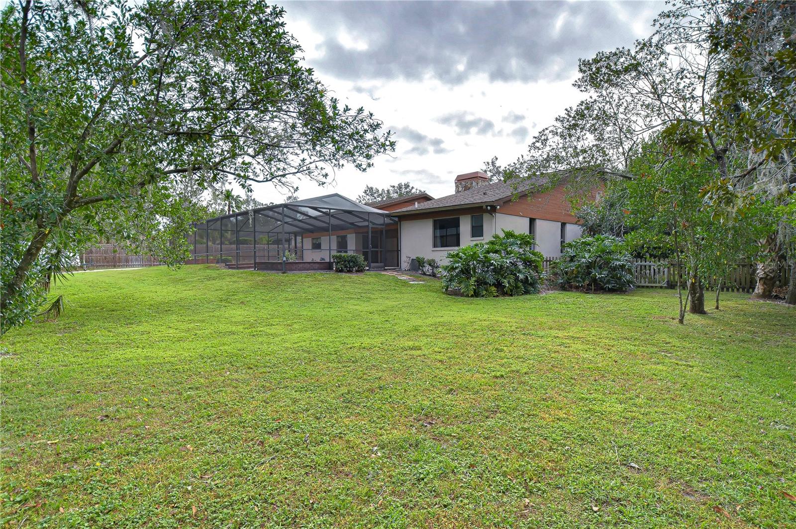 HUGE yard space in addition to the large lanai!