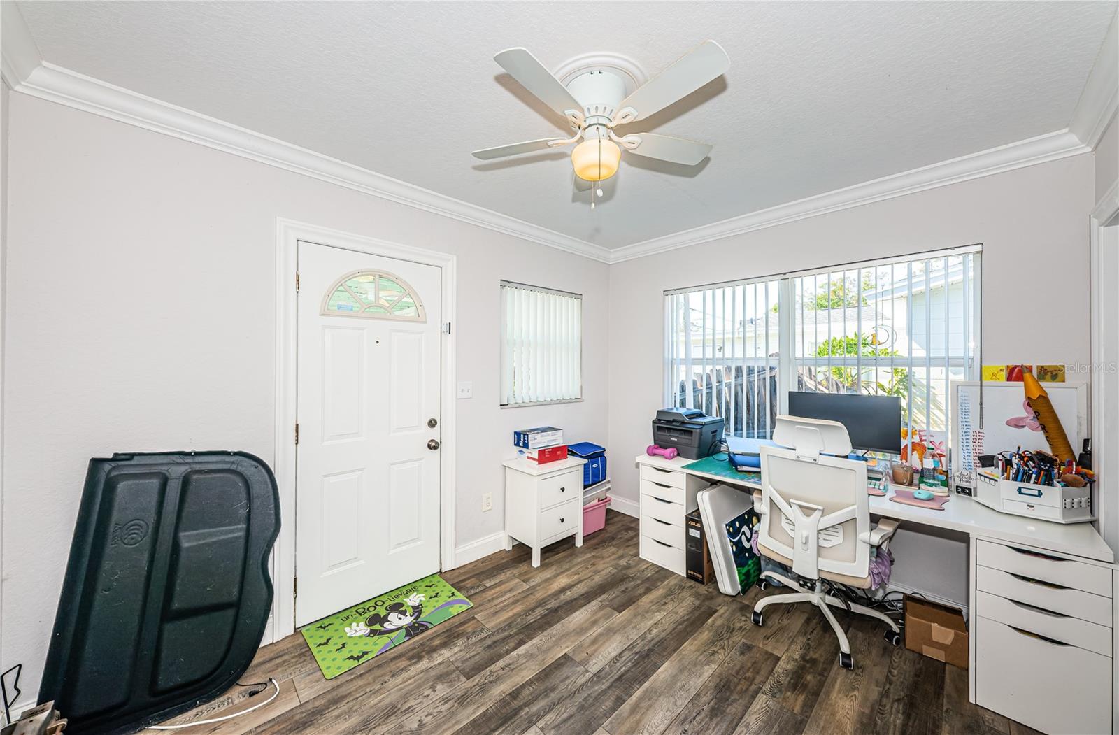 Bonus Room off kitchen, door to backyard