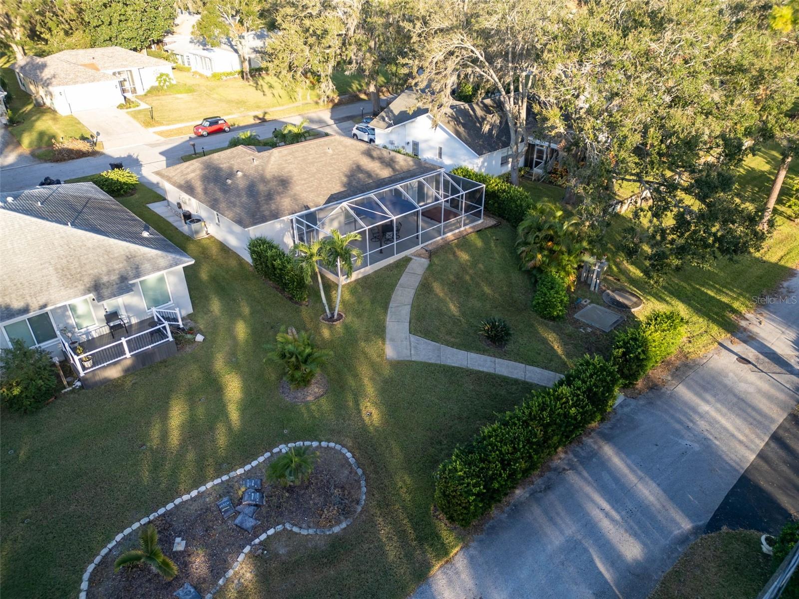 Back yard path leads to Fish Hatchery Road and homes on Lake Tarpon- Not part of HL.