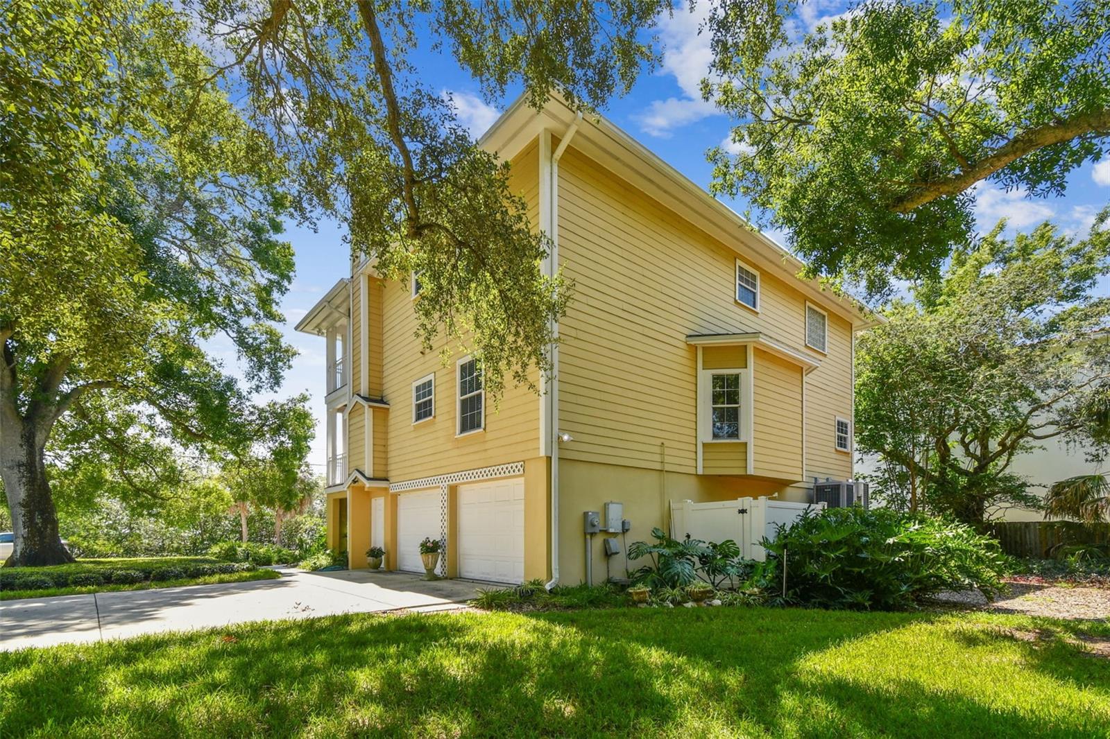 Unheated space on the 1st floor elevated by a step up that has been used as a large art studio by the Seller