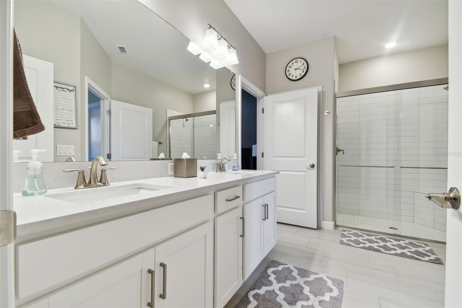 long quartz counter with 2 sinks