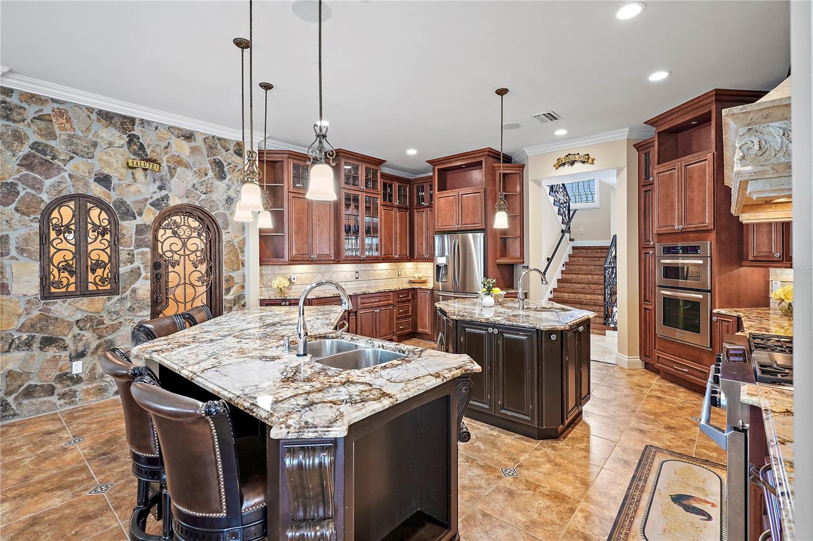 Kitchen Islands with Wine Cellar3341 Gulf Blvd, Belleair Beach, FL