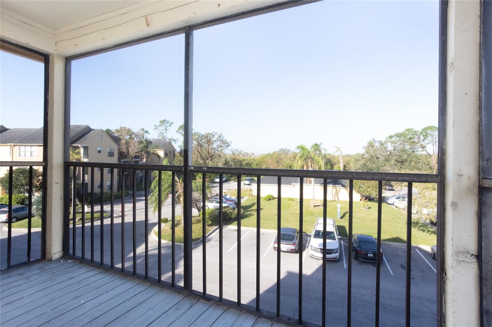 Screened-in Balcony