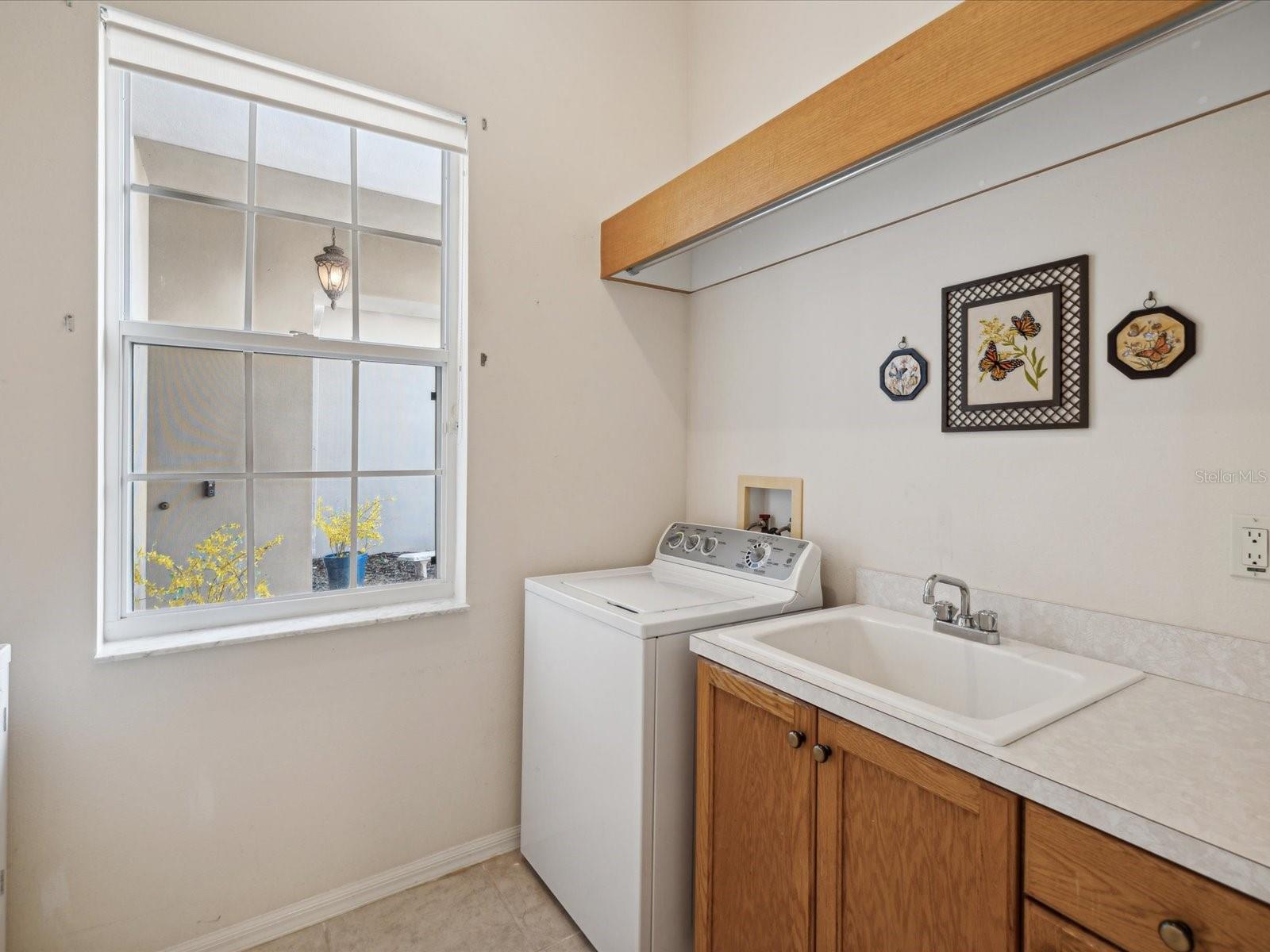 LAUNDRY ROOM