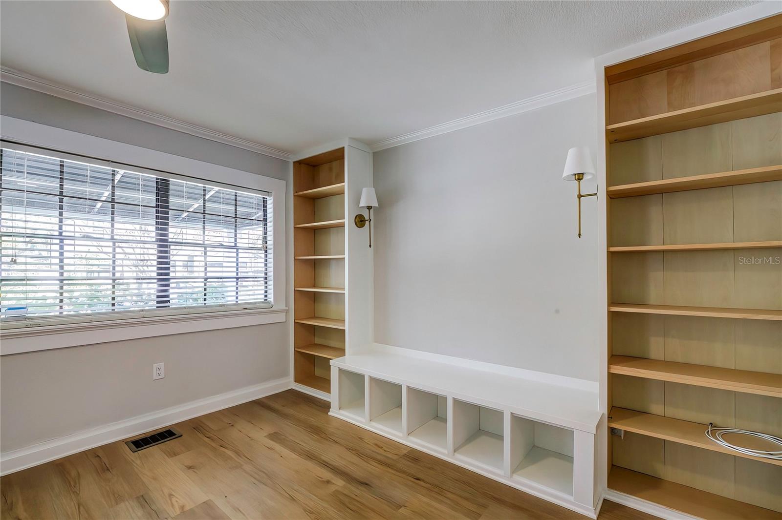 Living Room with Built-In Book Shelves / Entertainment Center