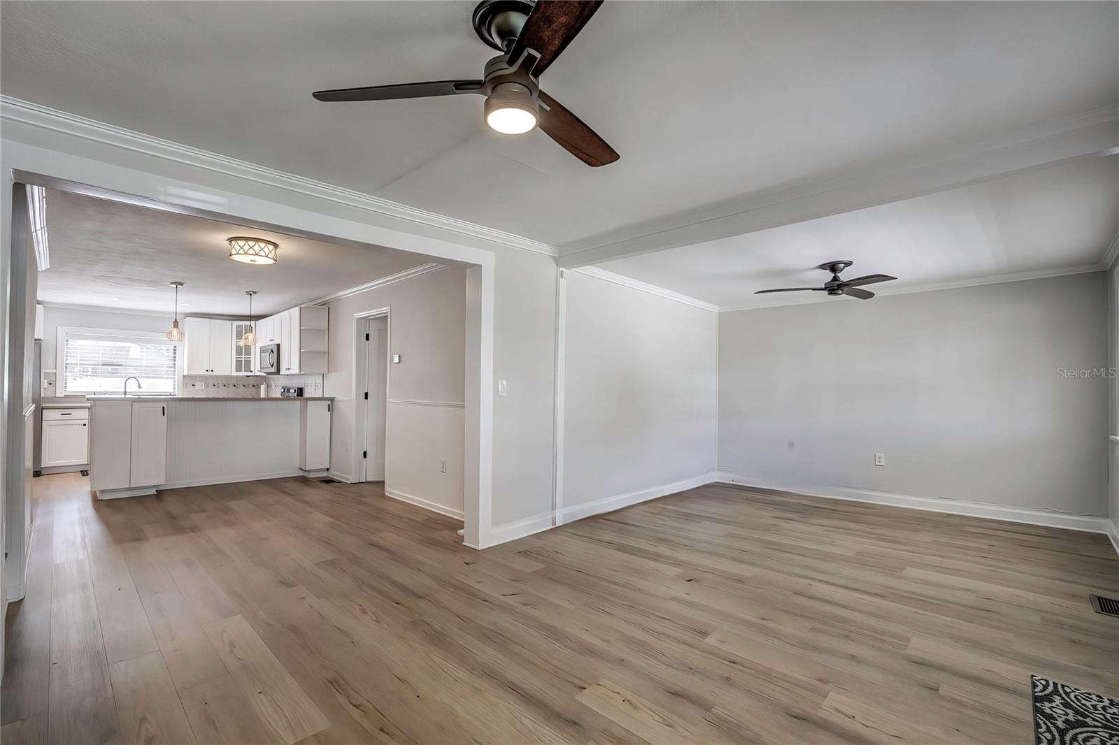 Living Room / Dining Room