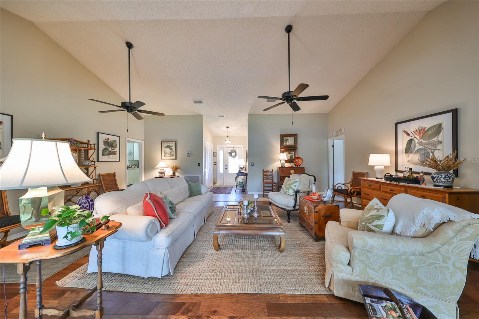 Living/Dining Room Engineered Hardwood