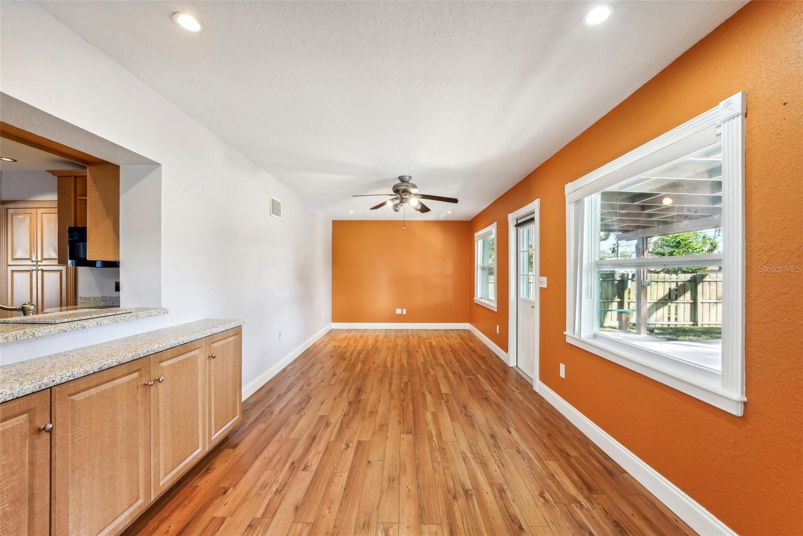 Bonus room with passthrough to kitchen