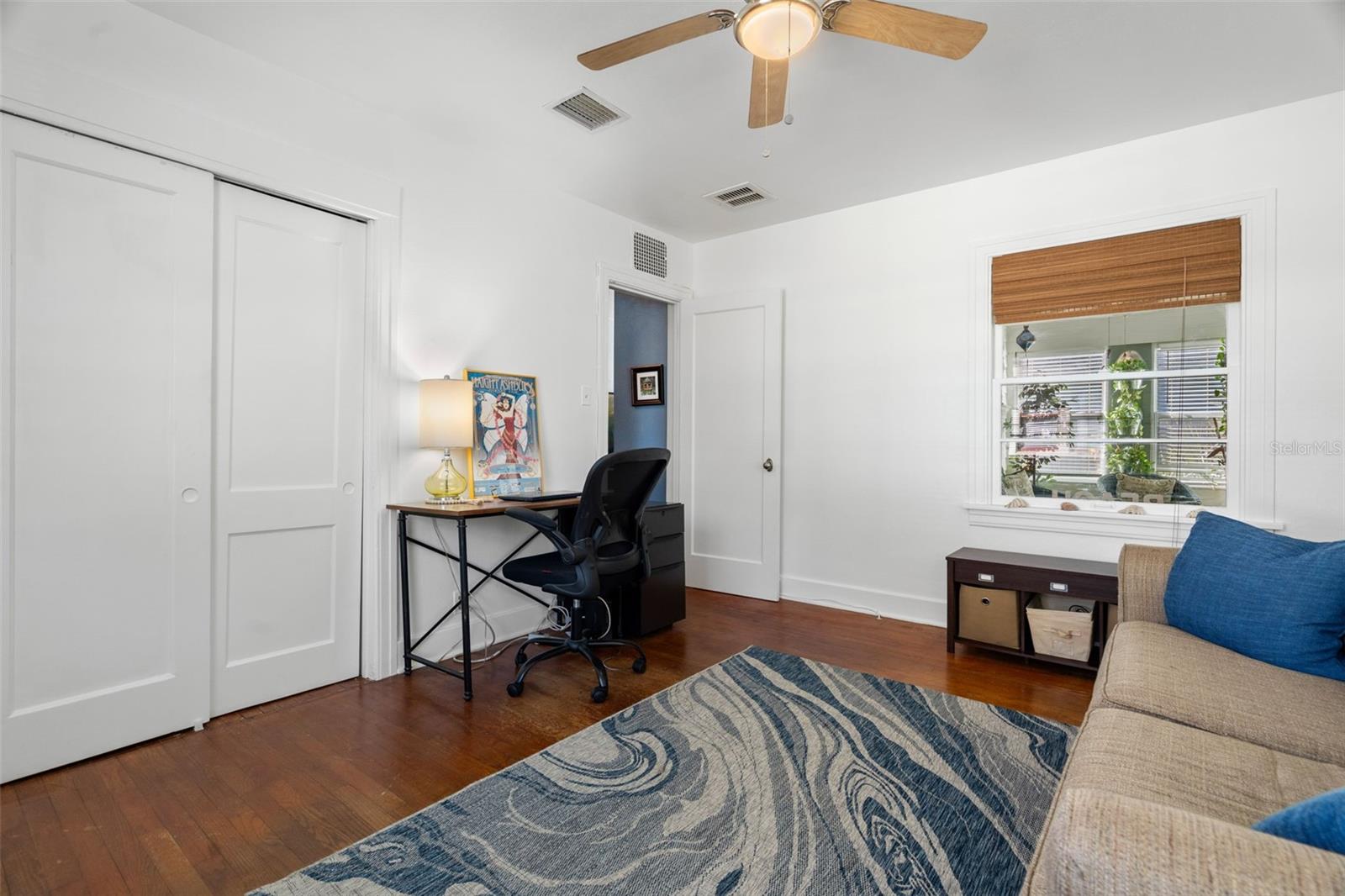 Spacious front bedroom