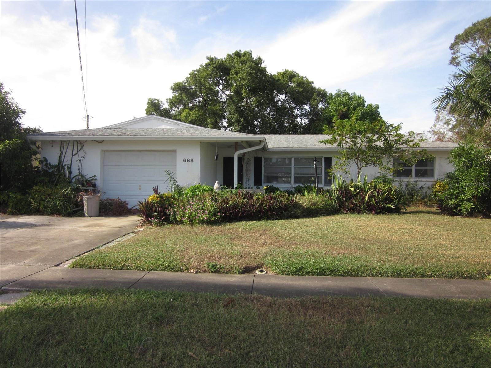 Two Bedroom / Two Bath Largo Home