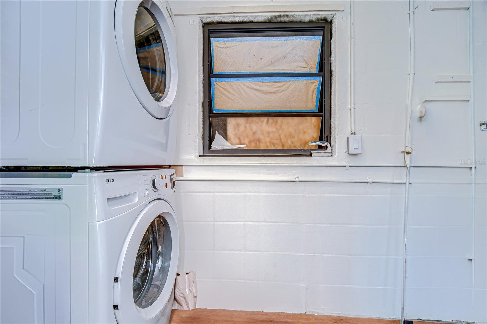 Laundry/Storage Room