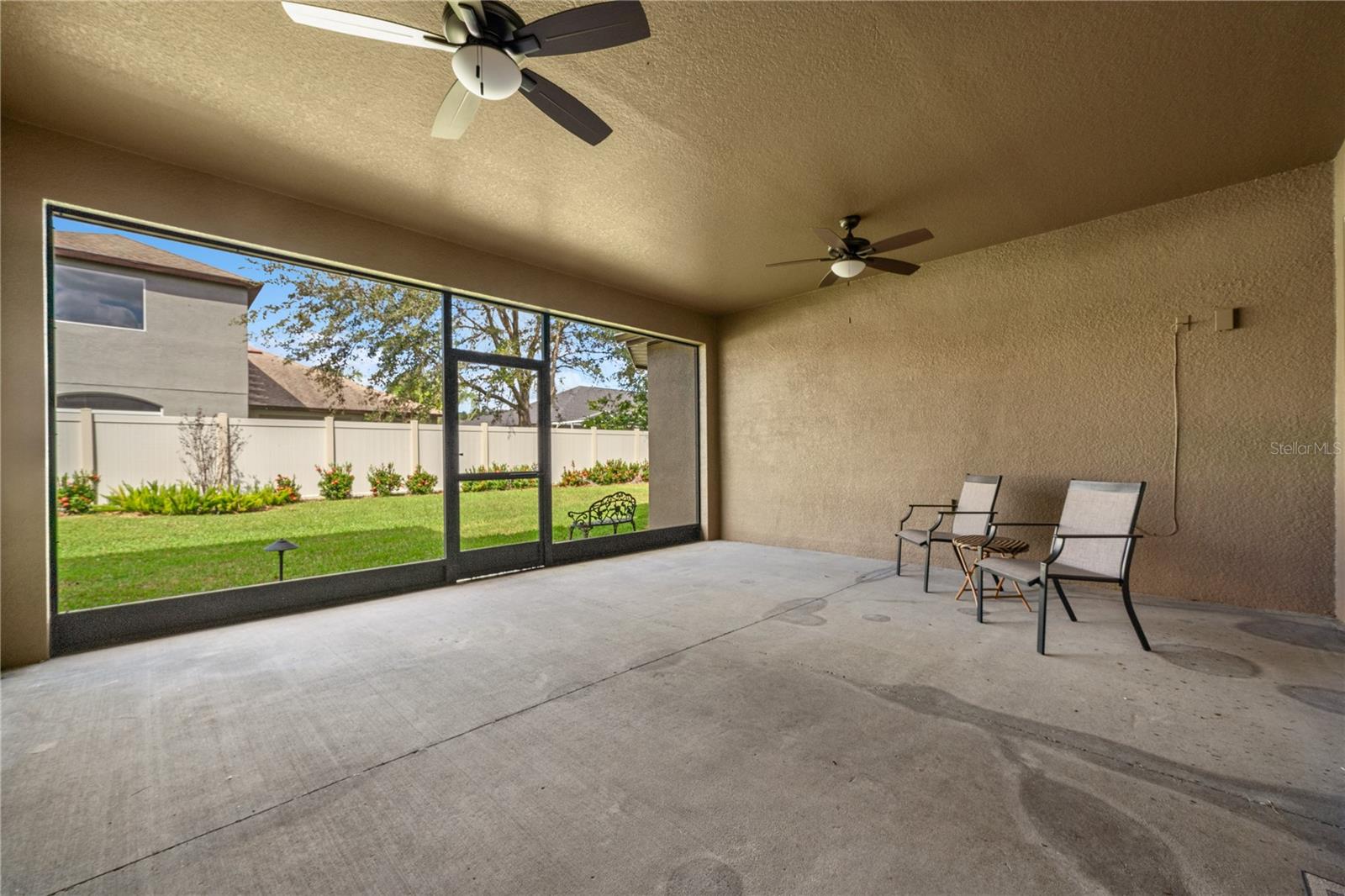 Large screened lanai