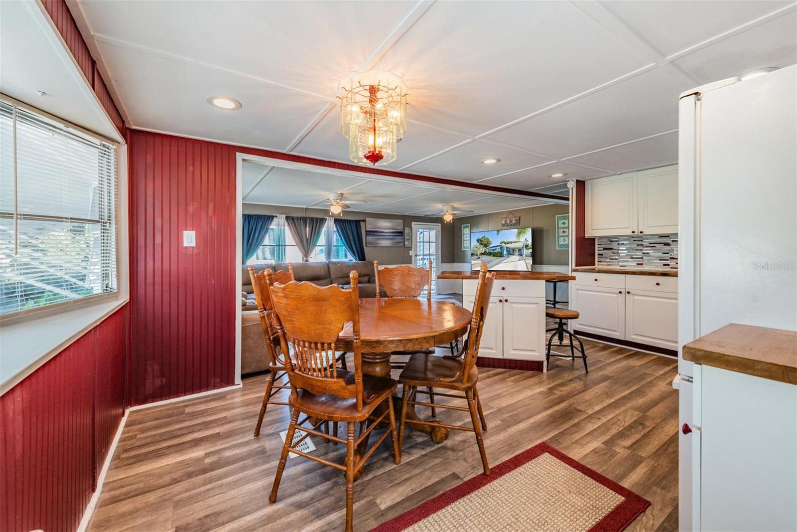 Eat in kitchen by bay window.