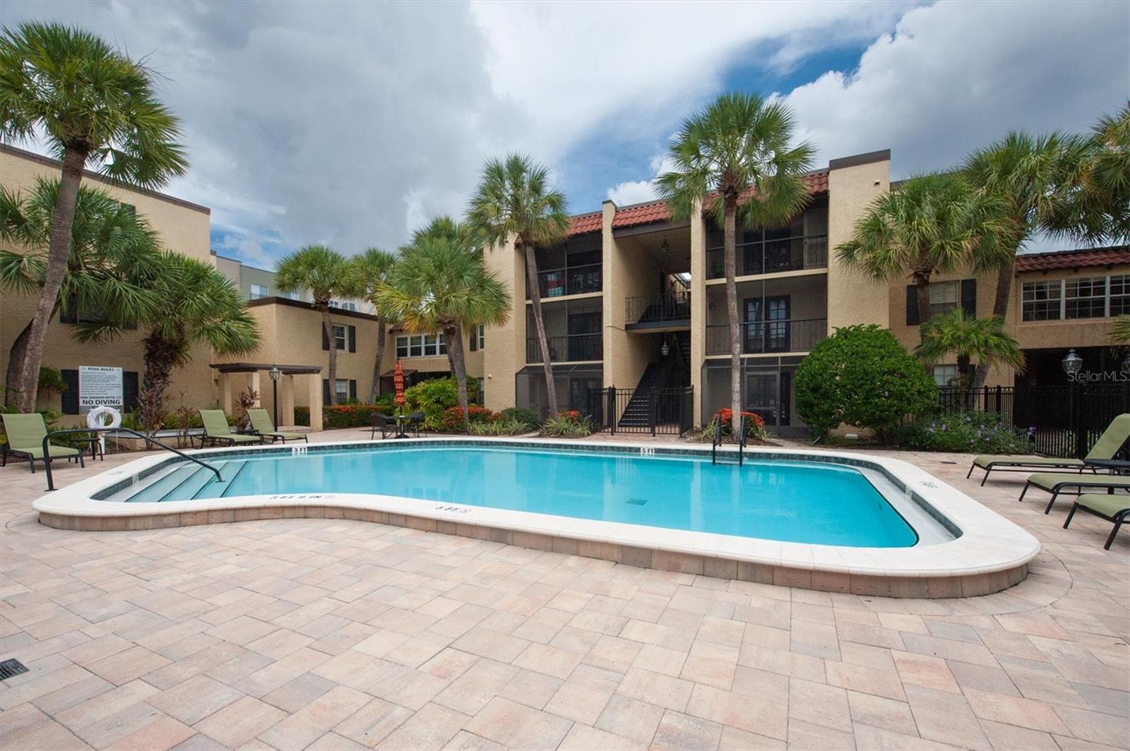 SPACIOUS POOL AREA