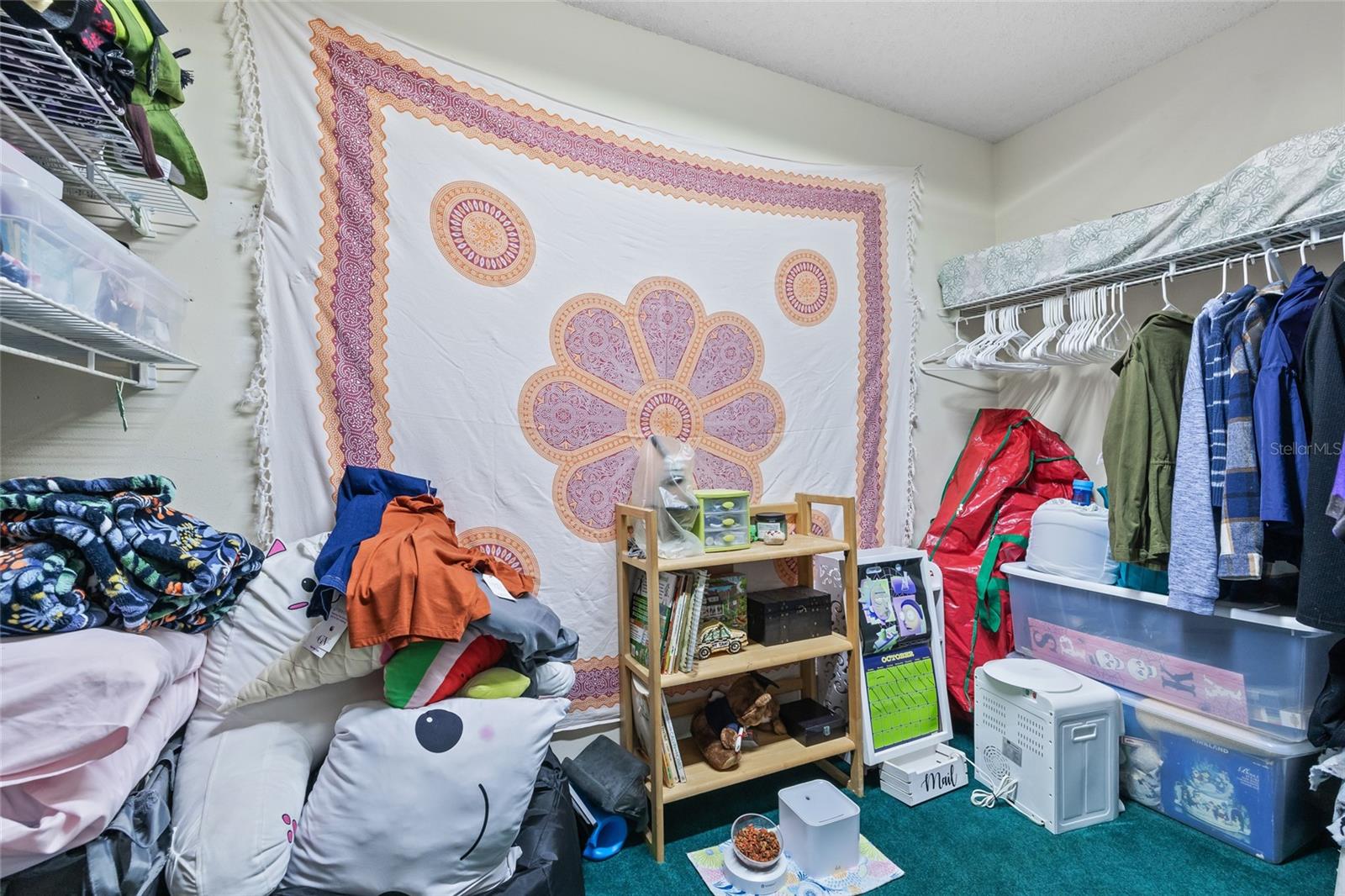 Apartment Walk In Closet