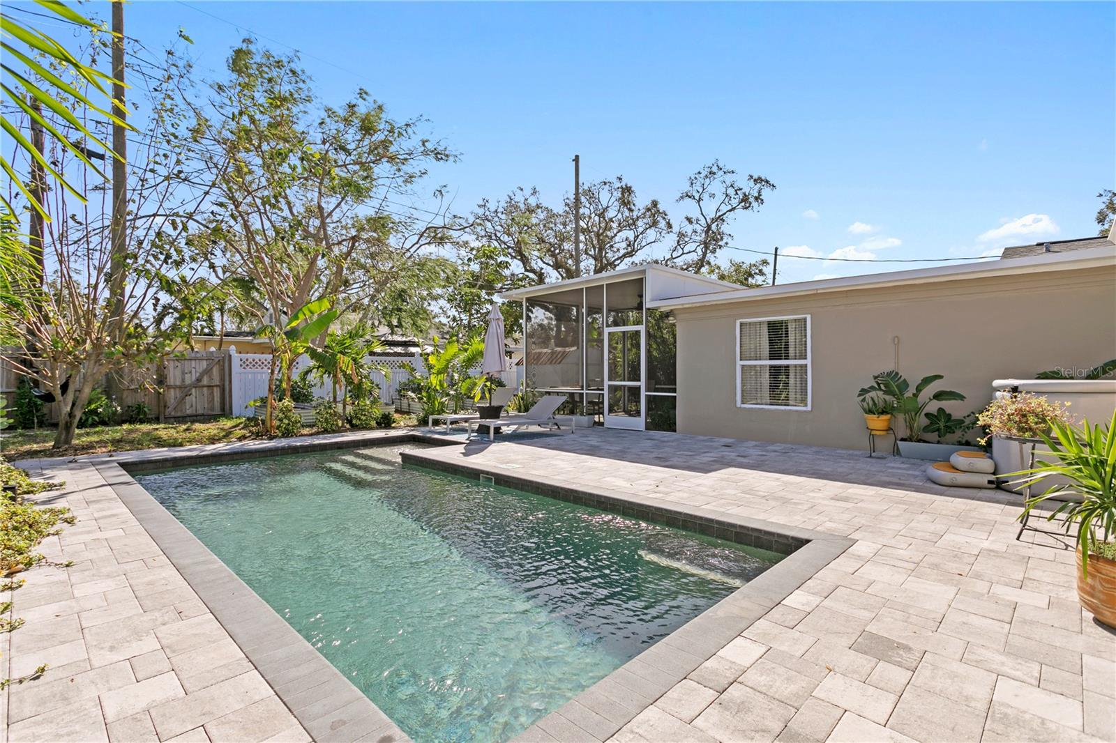 paver stone pool deck