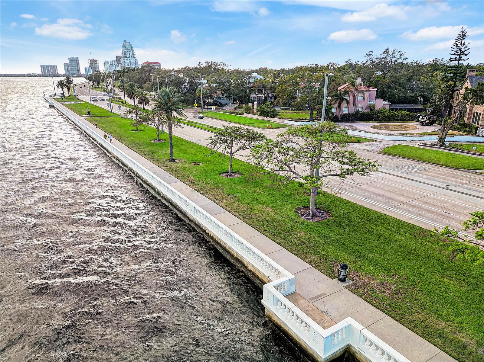 Bayshore Blvd (.5-mile Walk)