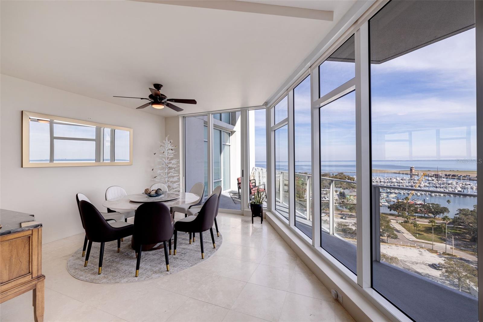 Dining Room Area