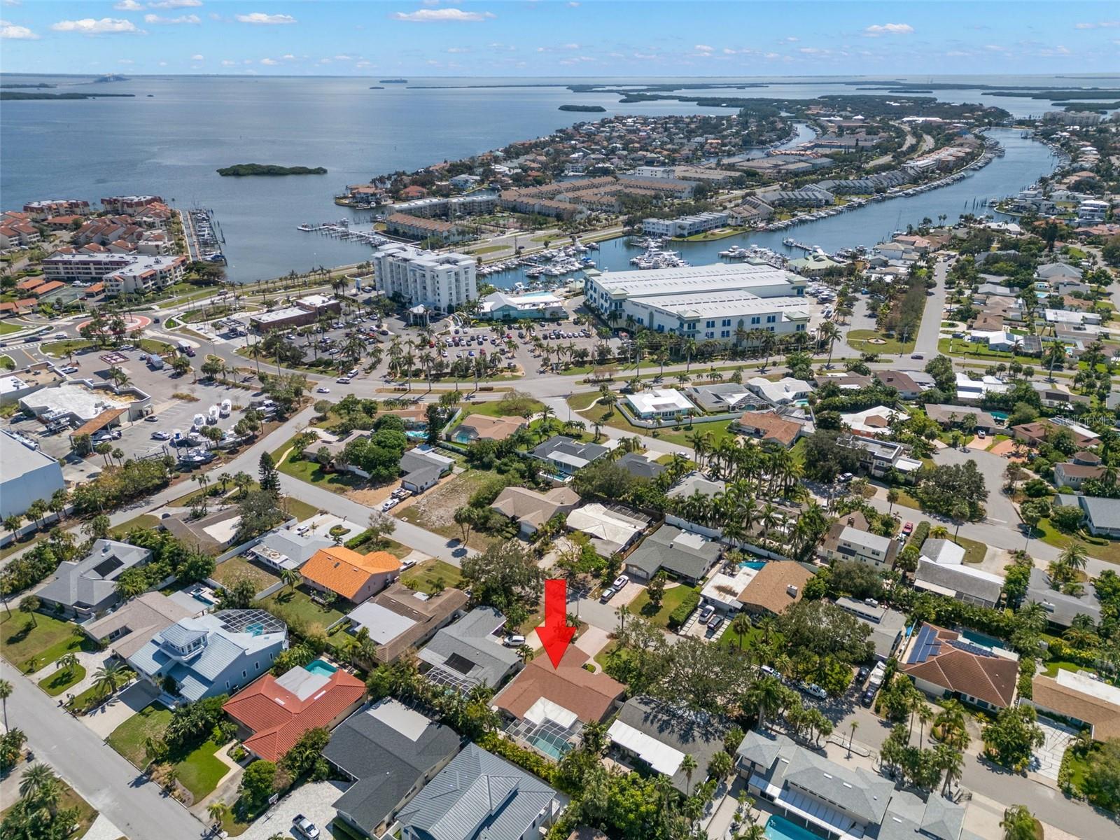 Southeast toward Tierra Verde Marina and Ft. DeSoto Park - Wide Open to Tampa Bay!