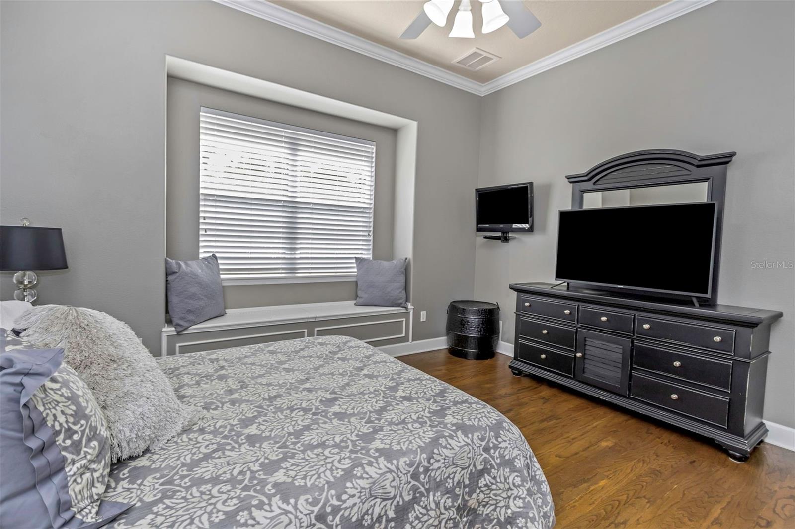 Bedroom and bath that can be closed off by pocket door off the family room .