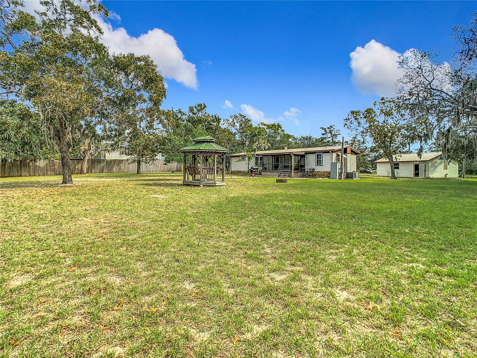 Looking towards back of house