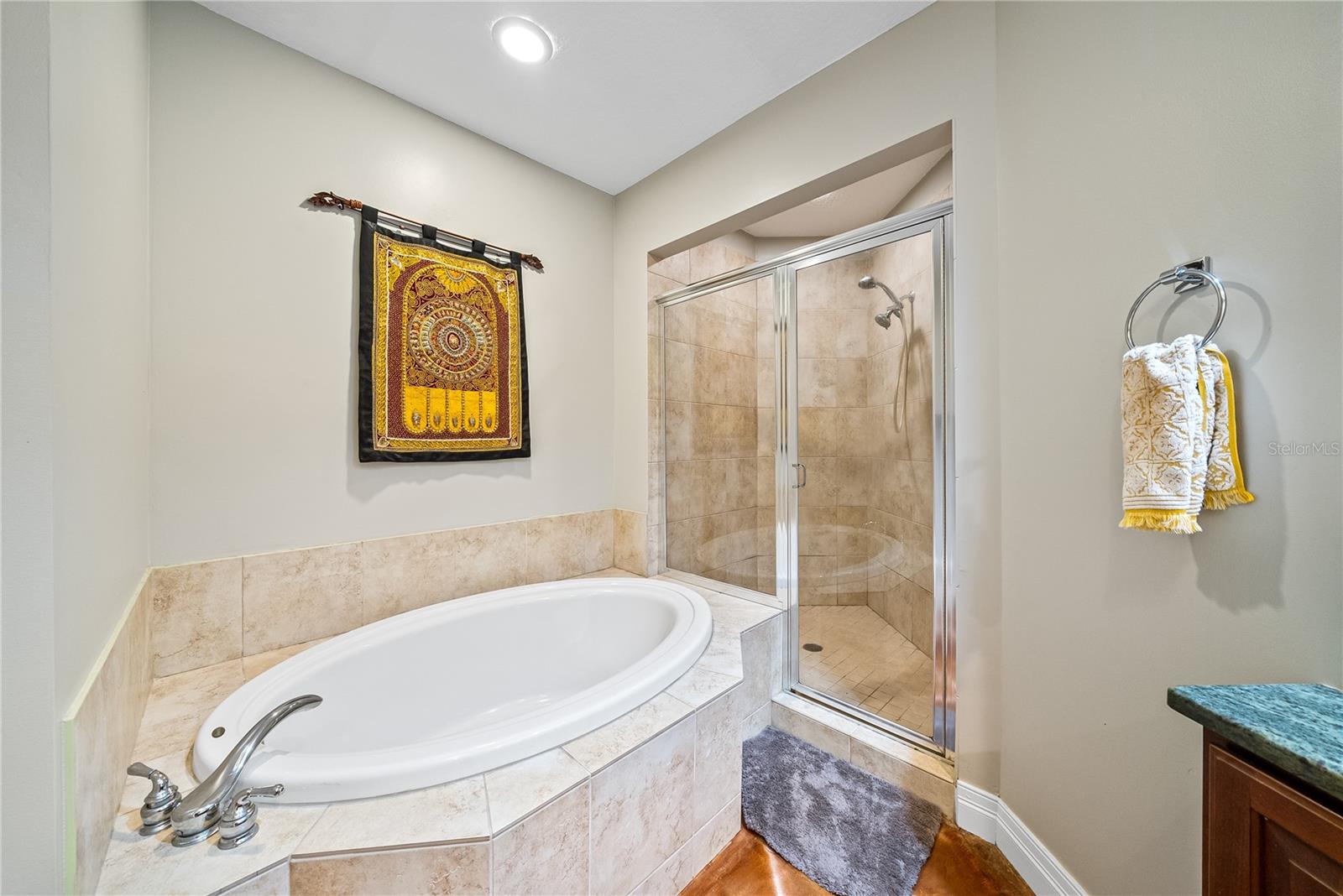 Masterbath which inludes a soaking tub plus shower