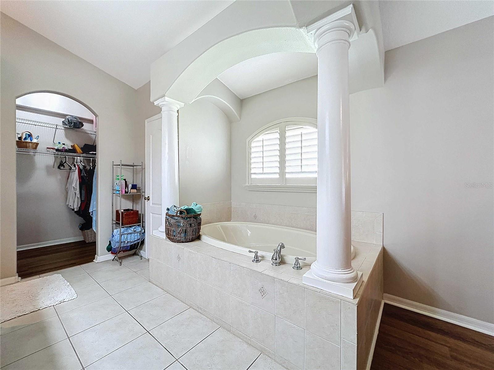 Primary bathroom garden soaking tub