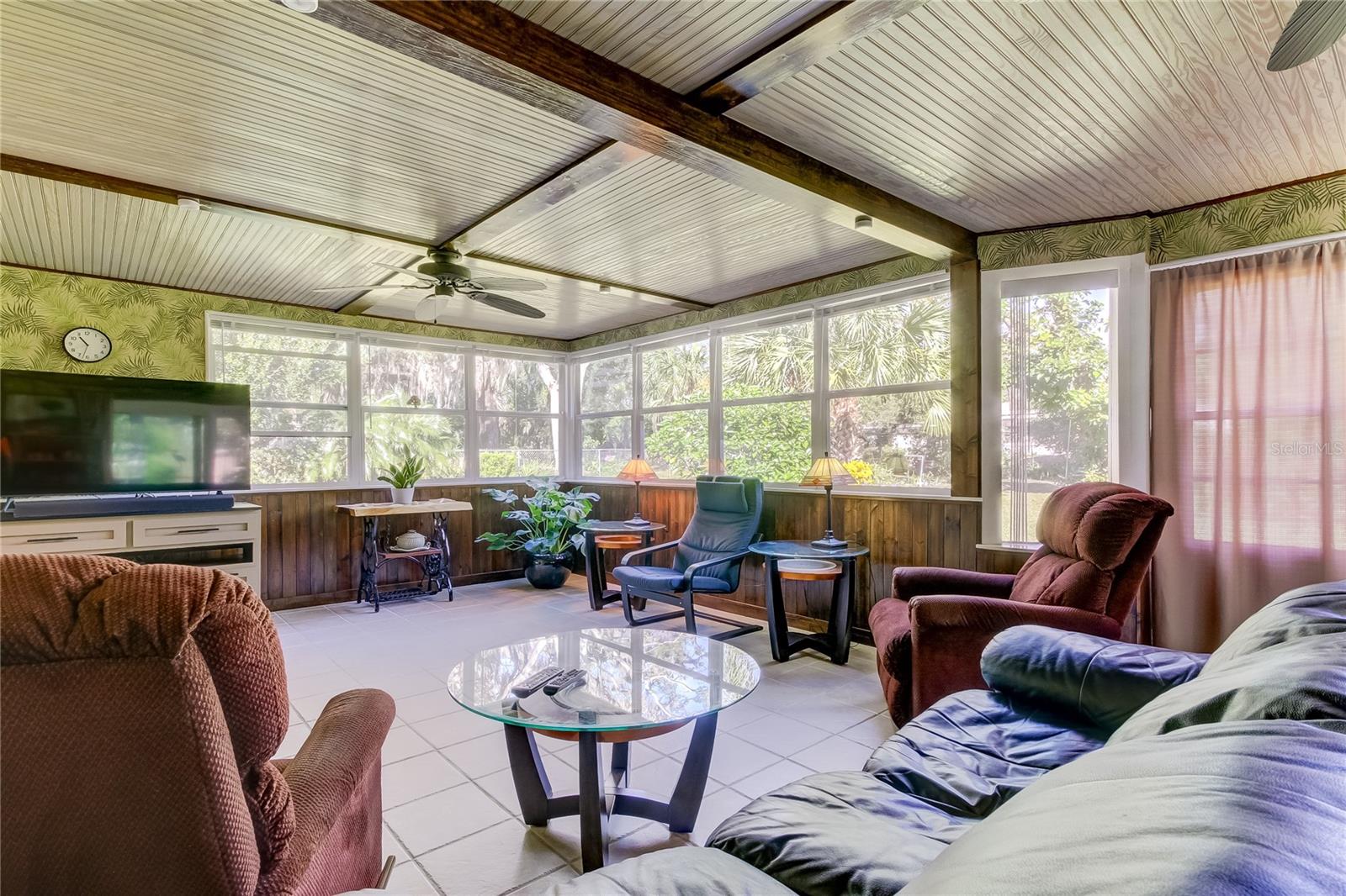 Sunroom/Florida room