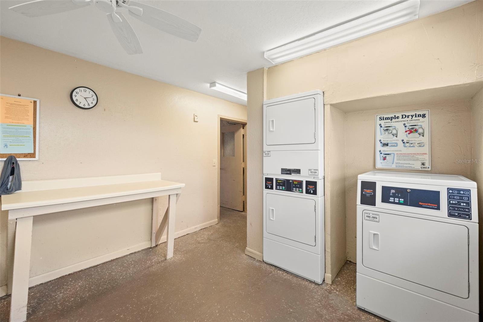 Laundry room/2nd floor