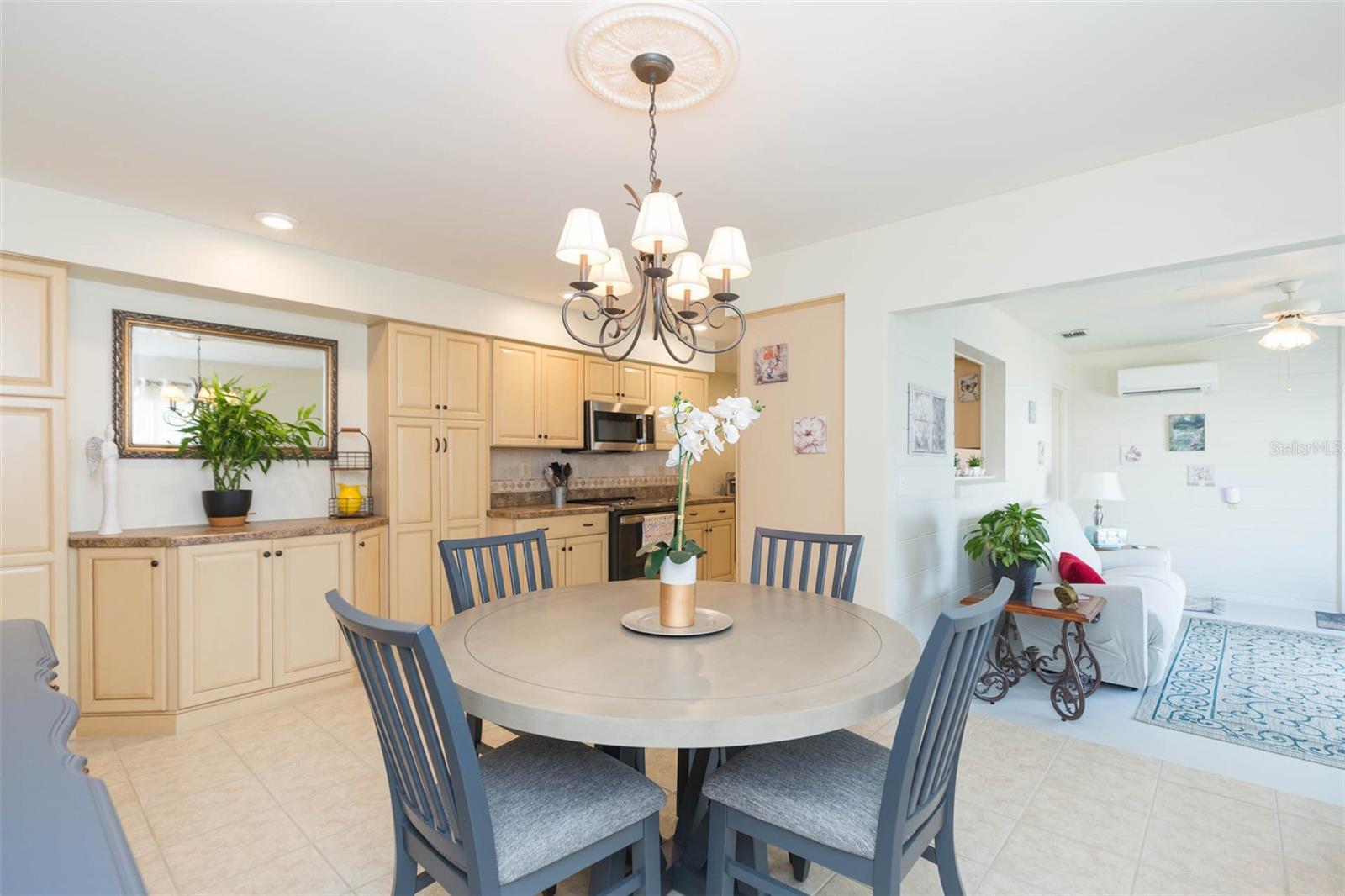 Open Flow from the kitchen, dining and sunroom