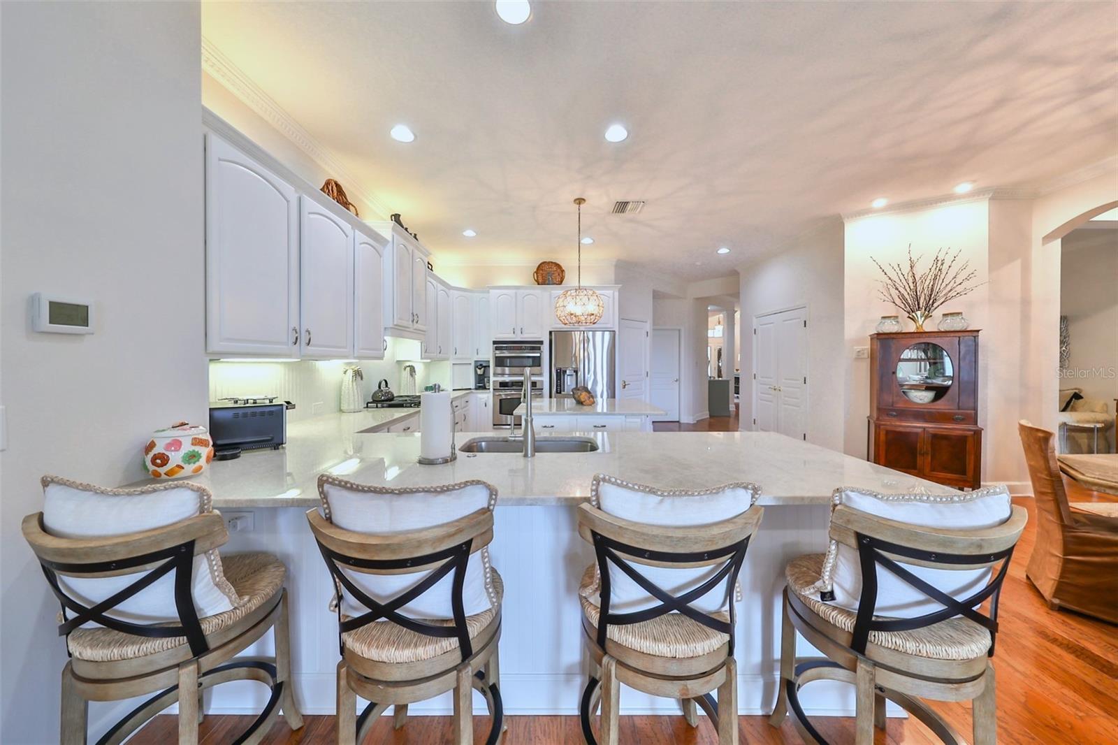 Kitchen Bar