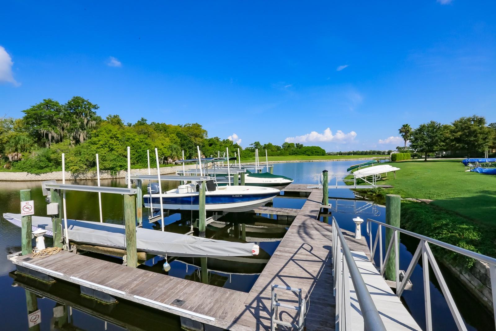 Mirabay Docks