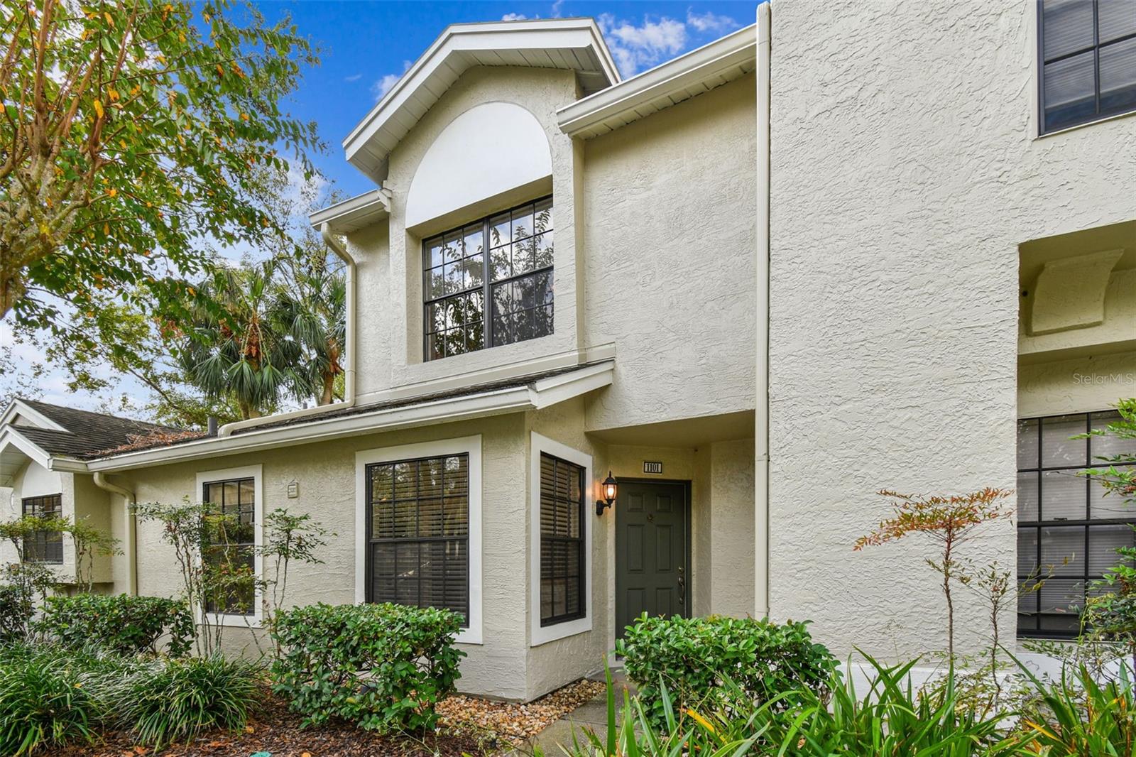 2 bedroom, 1 1/2 bath townhome style home in the gated community of Faircrest in Tampa Palms.