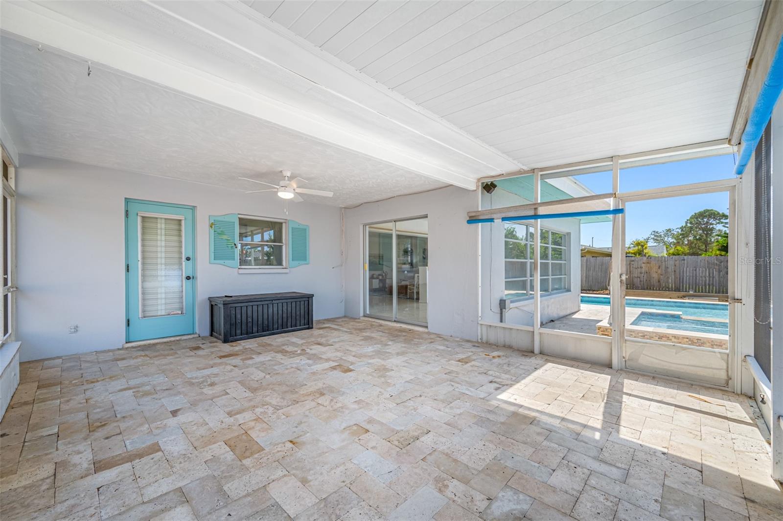 Enclosed porch