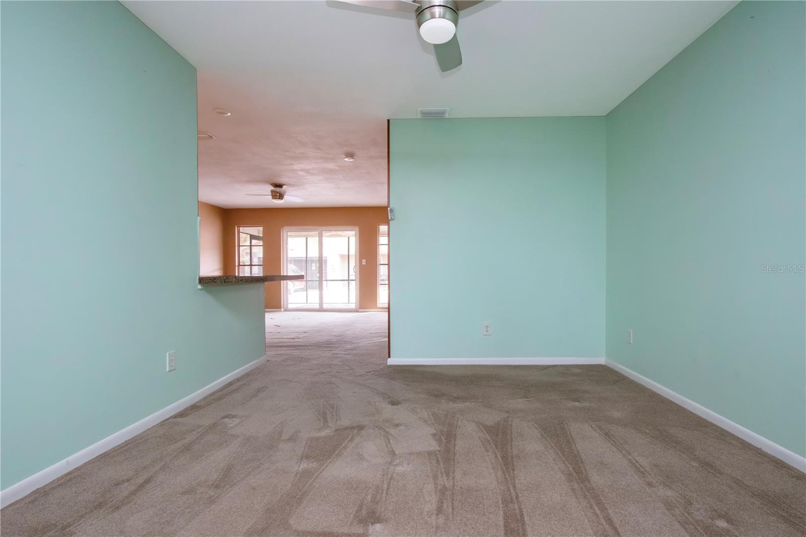 Dining room transitions into family room