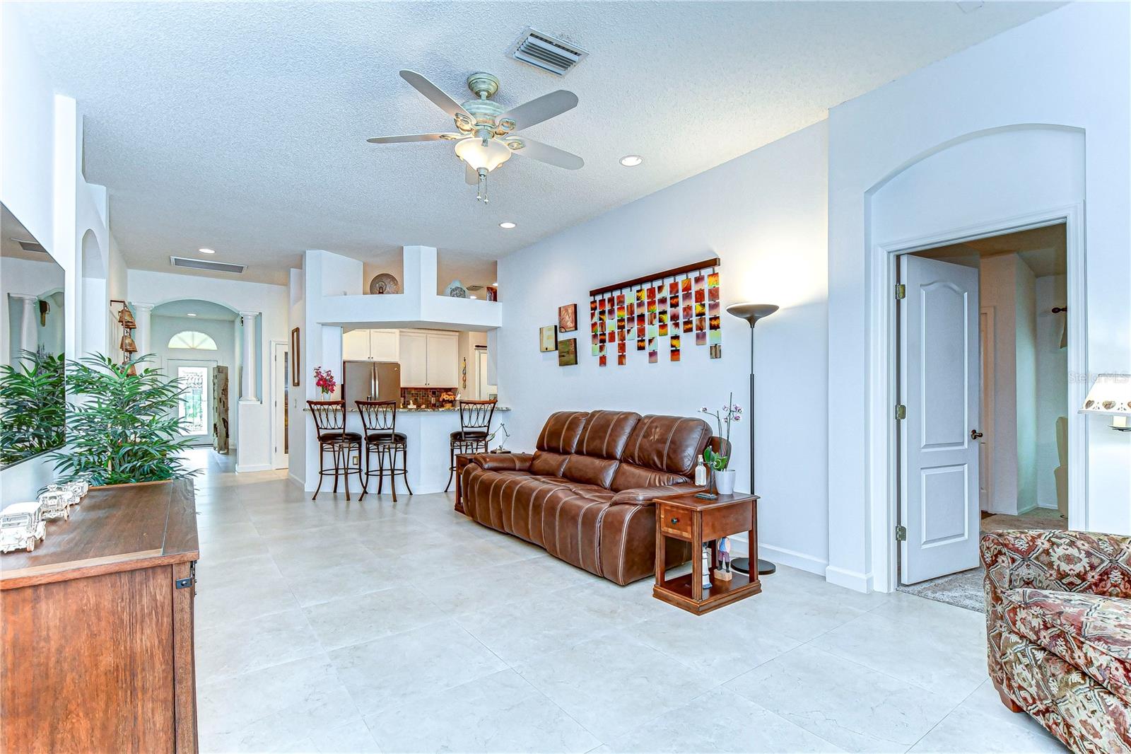 Comfortable and inviting living room!