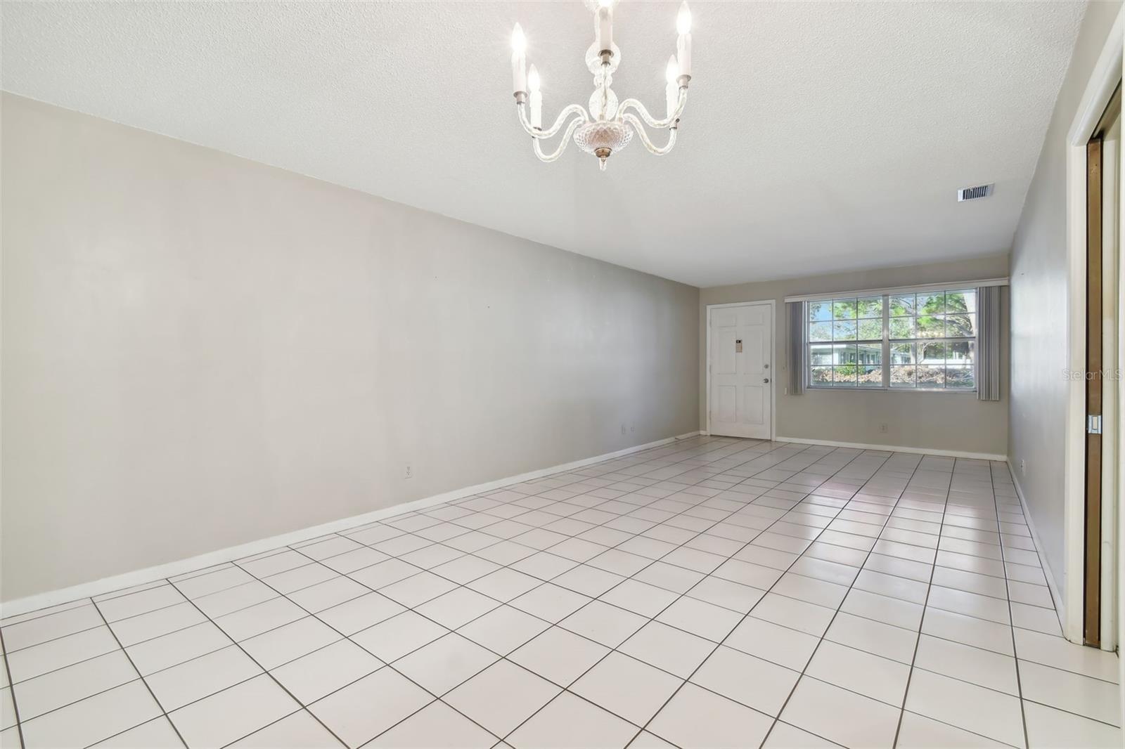 Living/Dining Room