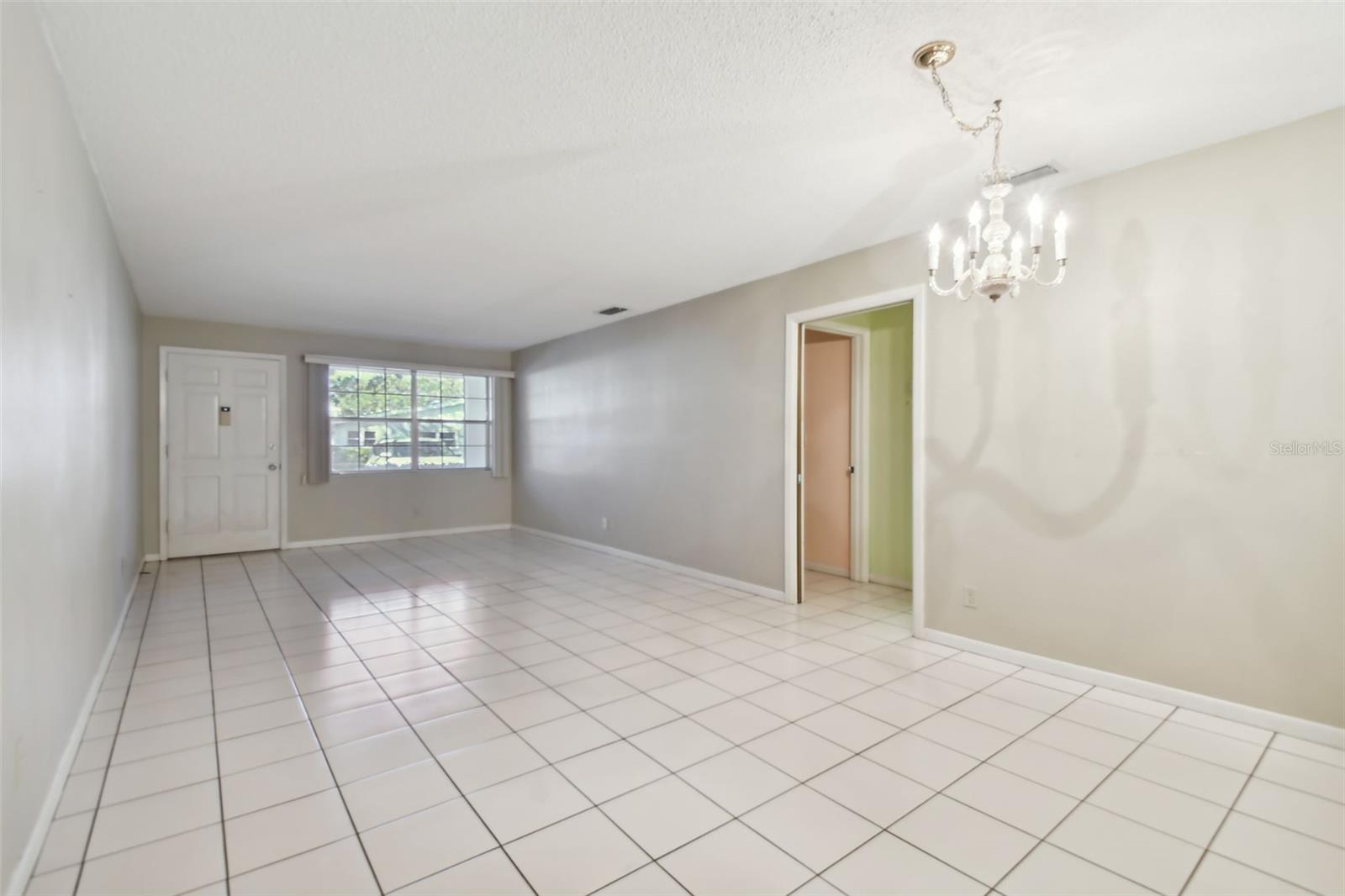 Living/Dining Room