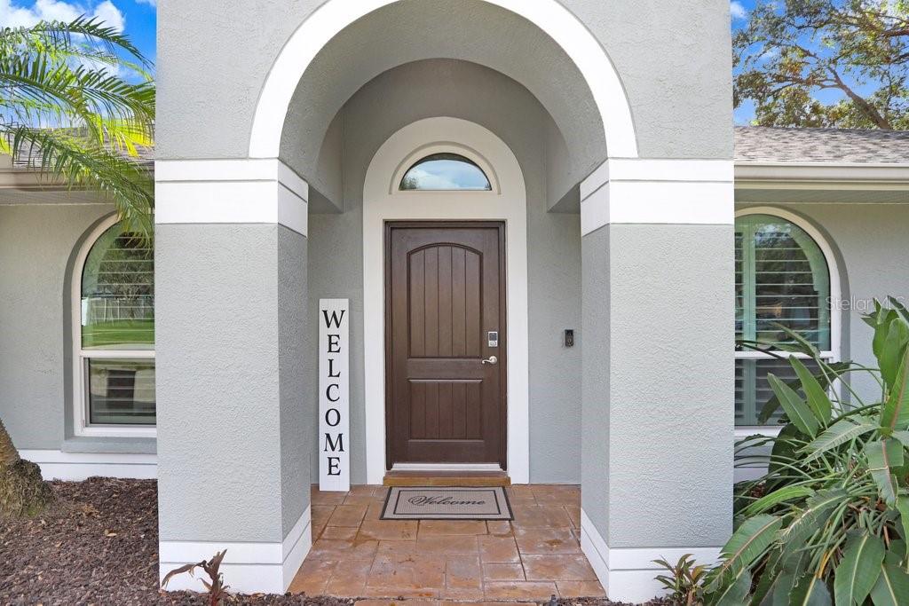 Gorgeous newer front door!