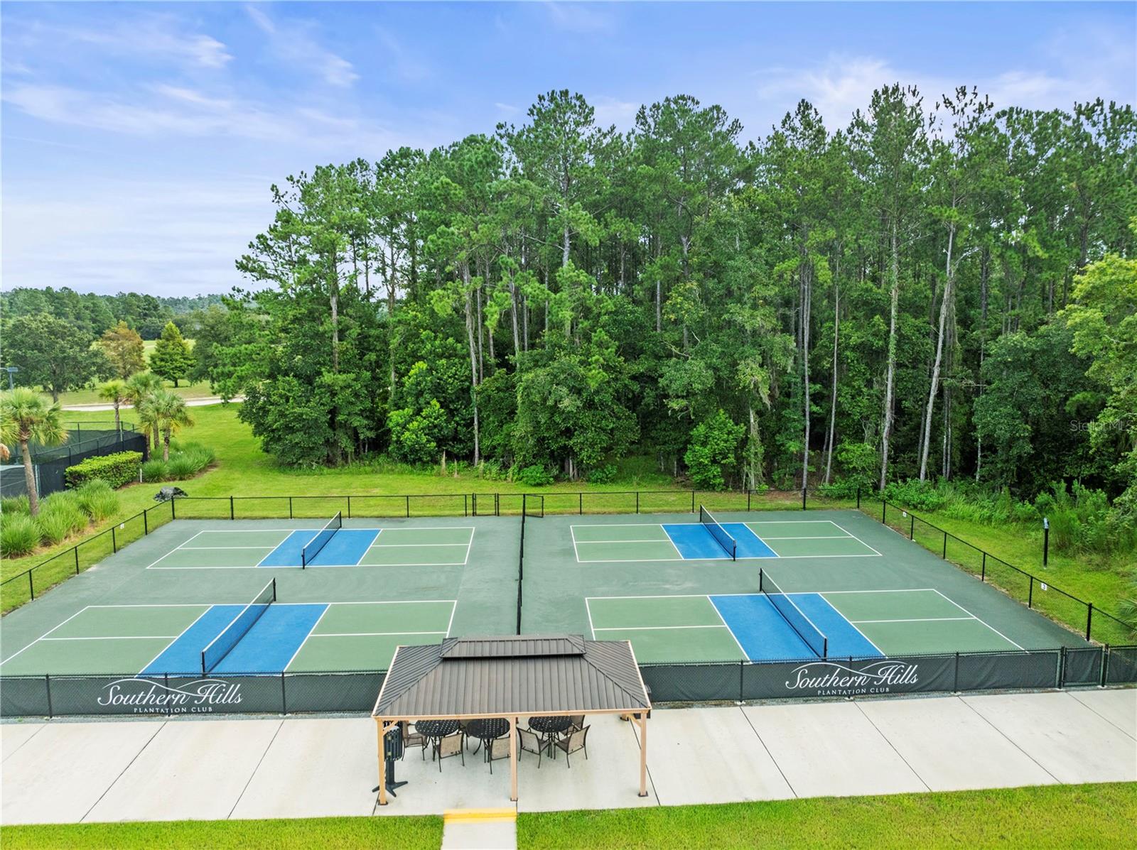 Pickleball Courts