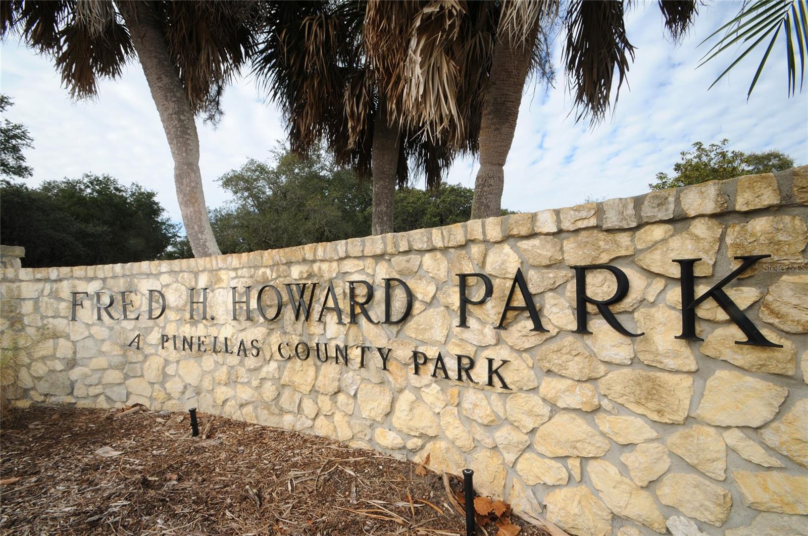 Howard Park Sign