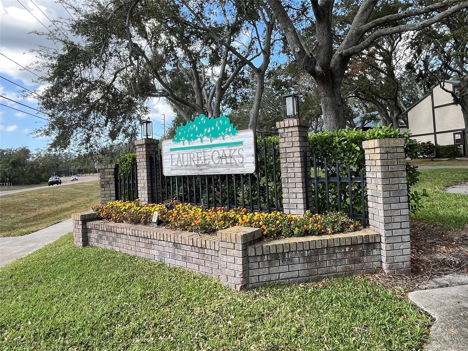 Welcome to Laurel Oaks- just 1 mile to the Pinellas Trail and 3.5 miles to Honeymoon Island.